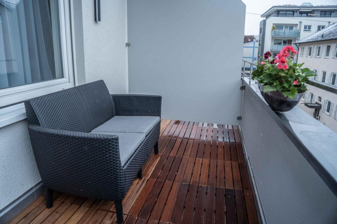 City Wohnung Fn L 5 Klimatisiert Mit Balkon Und Kueche Фридрихсхафен Экстерьер фото